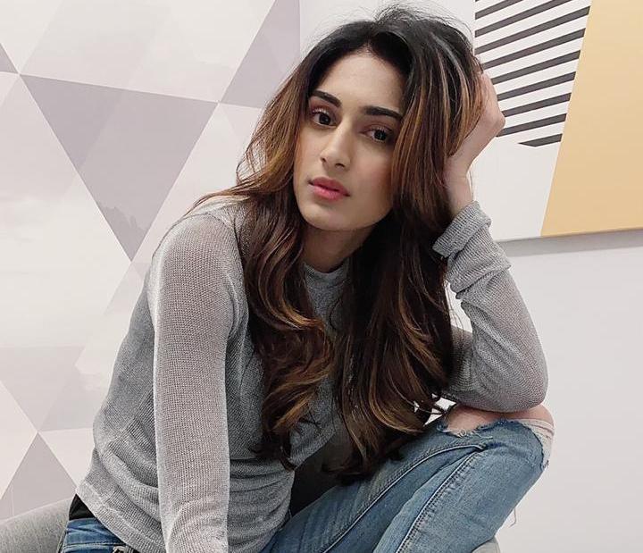 Erica fernandes engagement ring