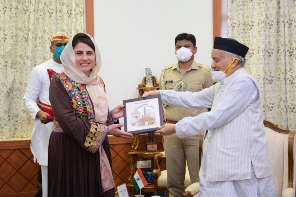 मुंबई में अफगानिस्तान की पहली महिला महावाणिज्य दूत ने पदभार संभाला