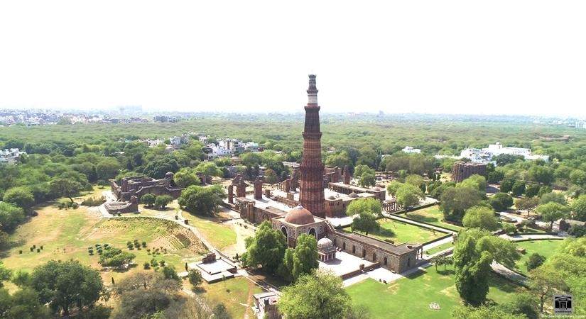 शाही परिवार के सदस्य' ने कुतुब मीनार पर किया दावा, मंदिर बहाली विवाद में नया मोड़