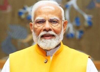 कर छूट की सीमा में बड़ी छलांग : मोदी सरकार ने यूपीए की छोटी-छोटी राहतें देने की शैली को किया खत्म