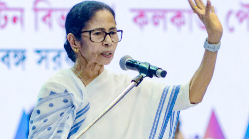 बंगाल एसआईआर: सीएम ममता बनर्जी का आरोप, कहा- जिंदा वोटर्स को मरा हुआ बताया गया