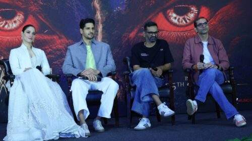 सिद्धार्थ मल्होत्रा–तमन्ना भाटिया ने दिल्ली में लॉन्च किया ‘वन’ का ‘ठुमक ठुमक’ गाना, फोकलोर फैंटेसी का दिखा भव्य अंदाज़